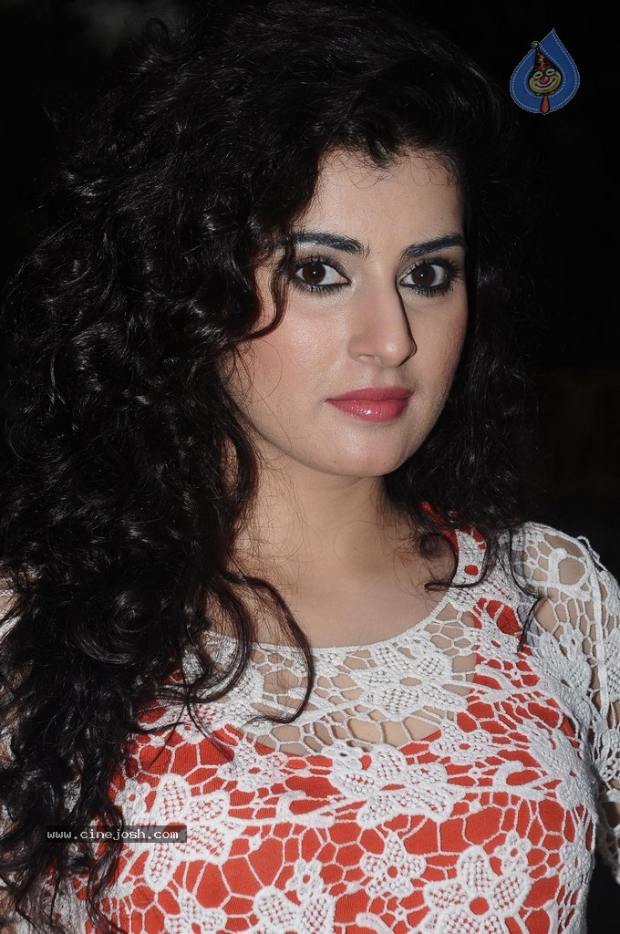 Archana Pics - 15 / 15 photos