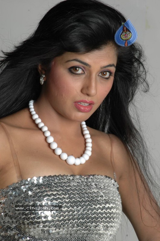 Arti Puri Spicy Gallery - 170 / 194 photos