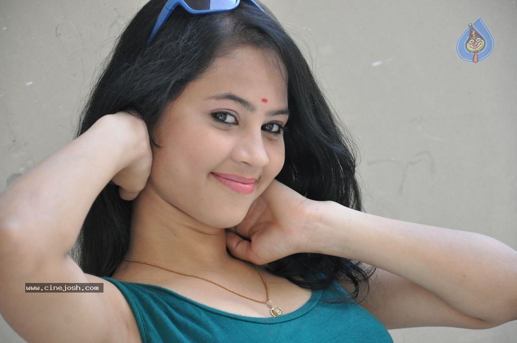 Asha New Stills - 7 / 116 photos