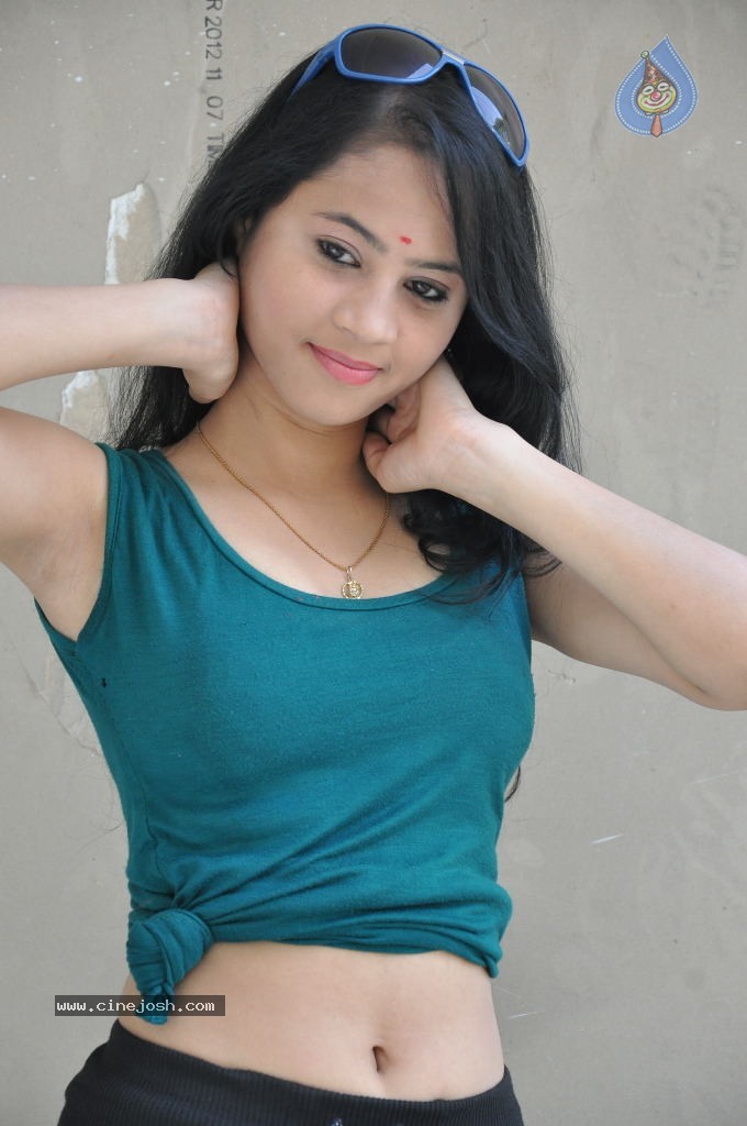 Asha New Stills - 29 / 116 photos