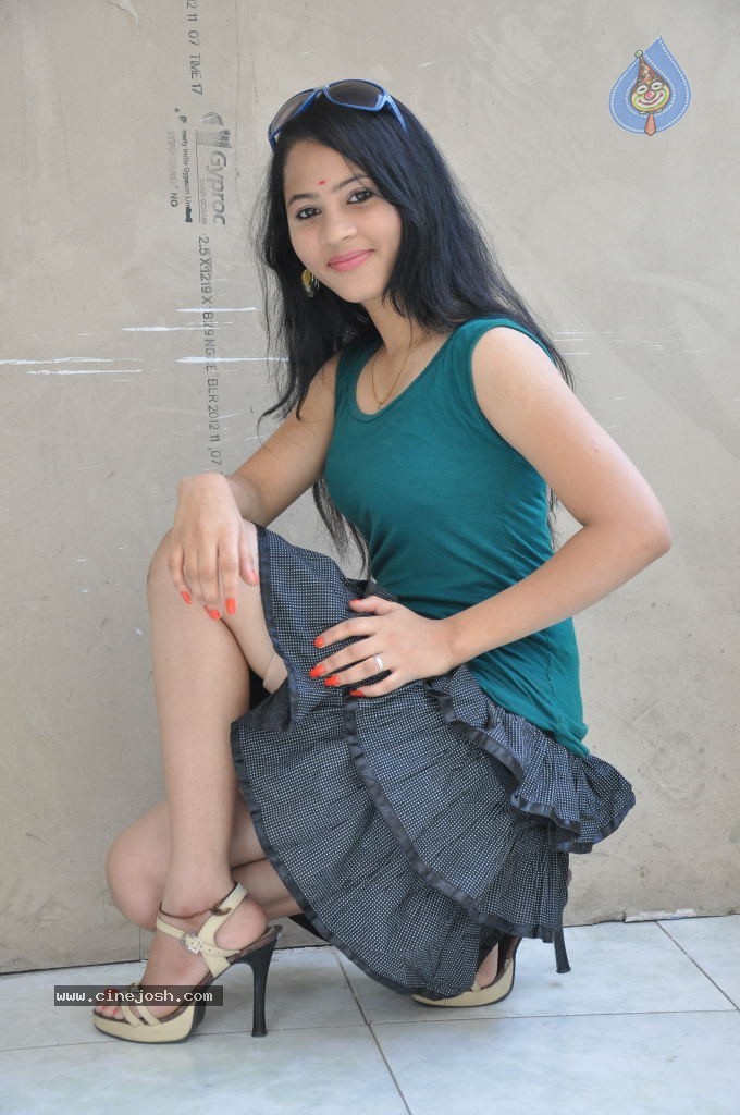 Asha New Stills - 104 / 116 photos