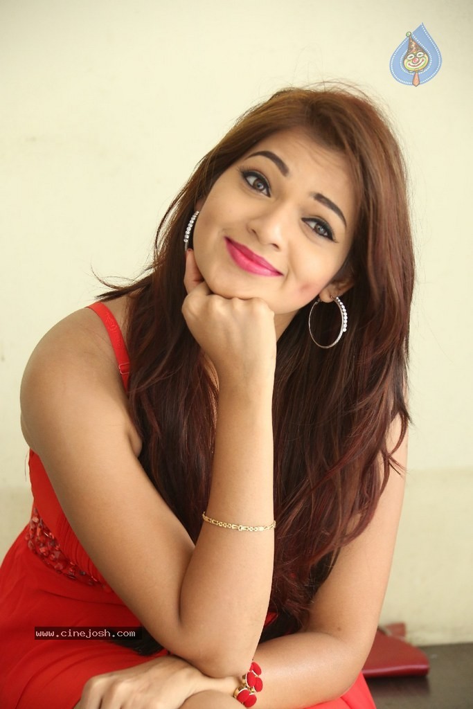 Ashwi Latest Stills - 49 / 213 photos