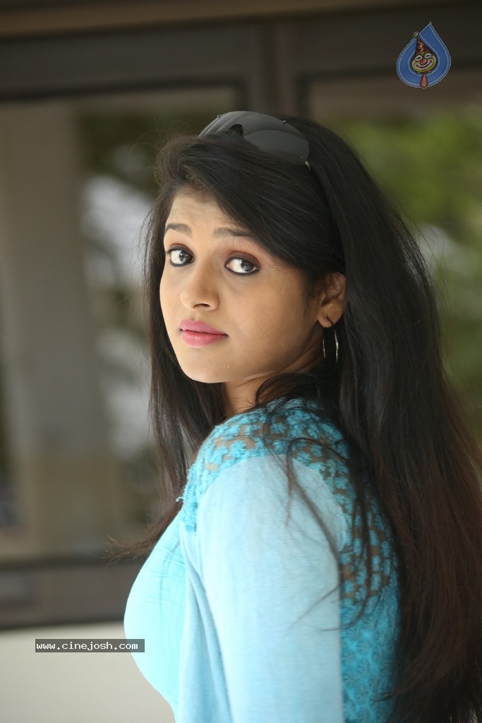 Ashwi New Photos - 55 / 92 photos