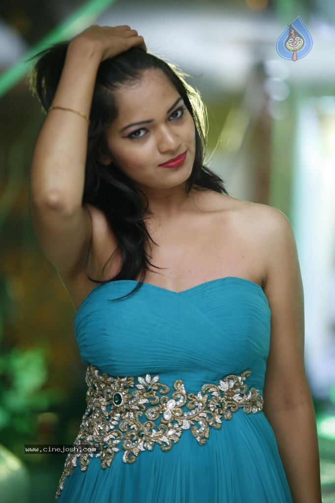 Ashwini Hot Gallery - 6 / 74 photos