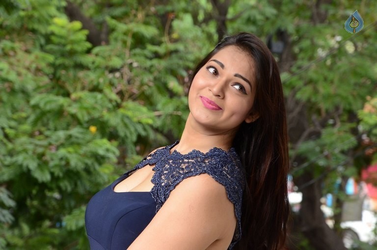 Ashwini Latest Pics - 22 / 63 photos