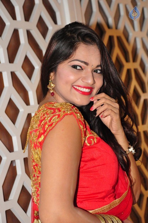 Ashwini New Gallery - 27 / 41 photos