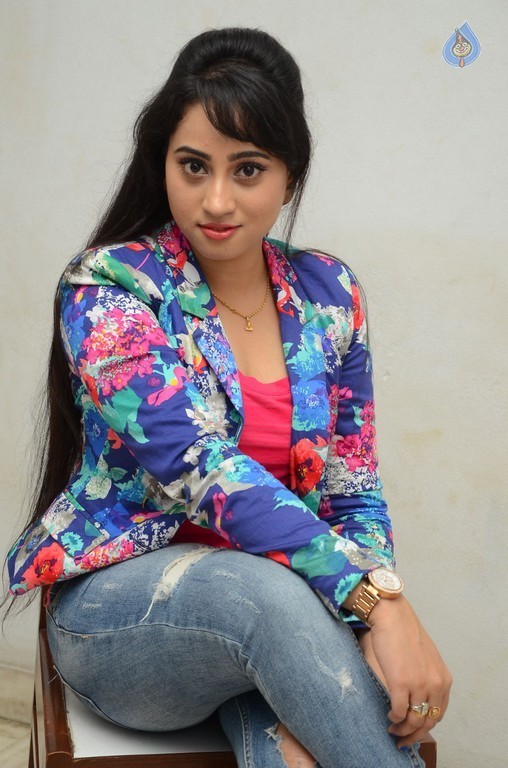 Ashwini New Images - 5 / 20 photos