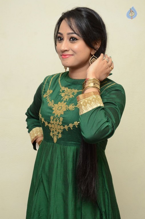 Ashwini New Pics - 14 / 35 photos