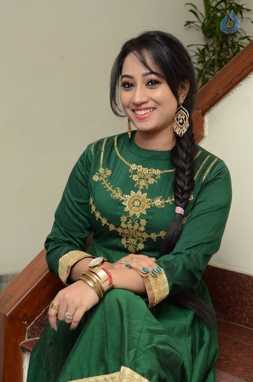 Ashwini New Pics - 23 / 35 photos