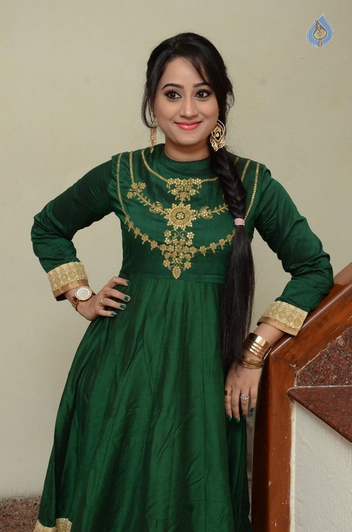 Ashwini New Pics - 33 / 35 photos