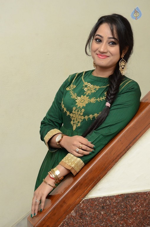 Ashwini New Pics - 34 / 35 photos