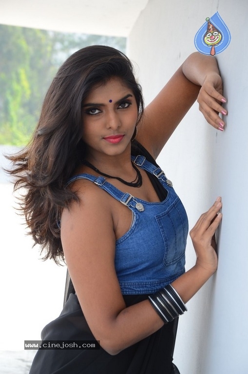 Aslesha Latest Photoshoot - 20 / 21 photos