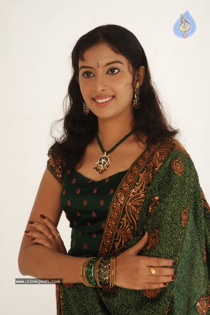 Aswathy Stills - 44 / 63 photos