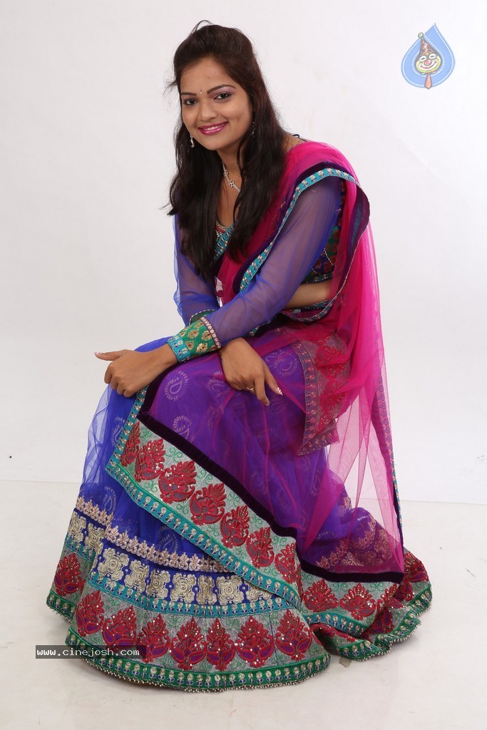 Aswini Hot Gallery - 91 / 111 photos