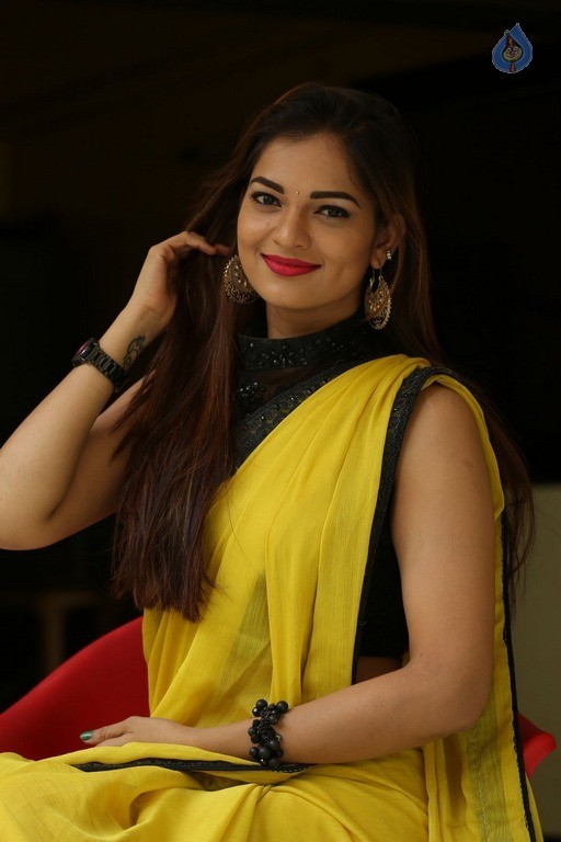 Aswini Latest Stills - 10 / 63 photos