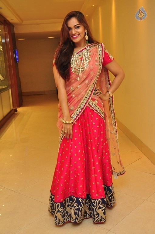 Aswini New Stills - 25 / 63 photos