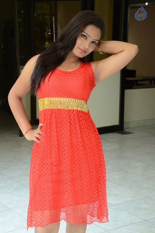 Avanthika New Photos - 28 / 37 photos