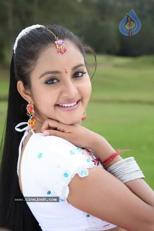 Bhama Stills - 18 / 23 photos