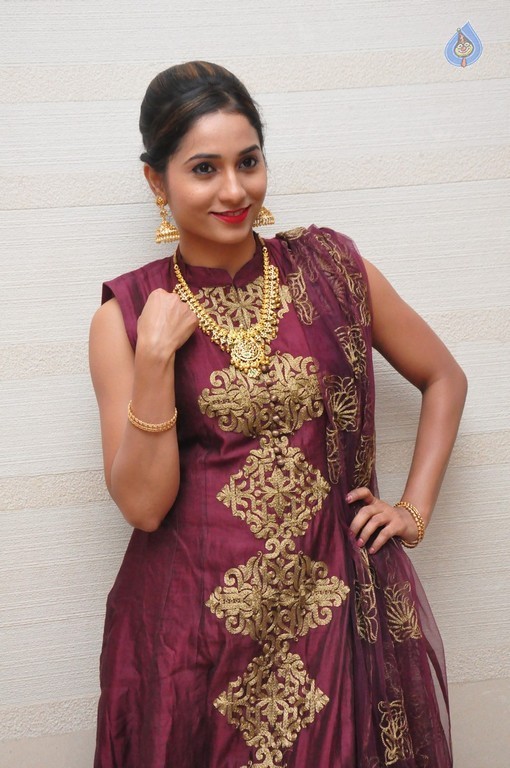 Bhanu Priya Pics - 10 / 21 photos