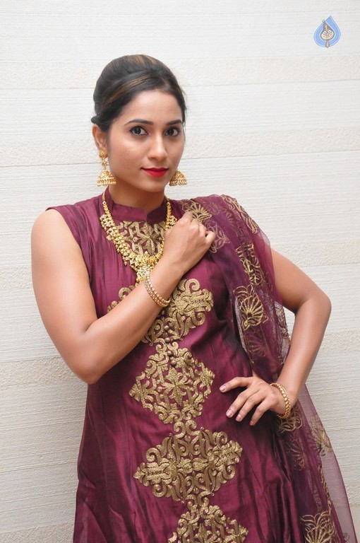 Bhanu Priya Pics - 18 / 21 photos