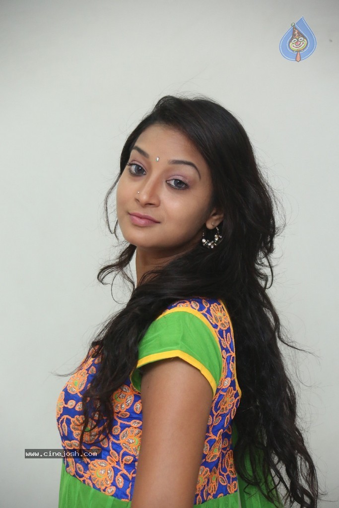 Bhanu Sri Stills - Photo 2 of 100