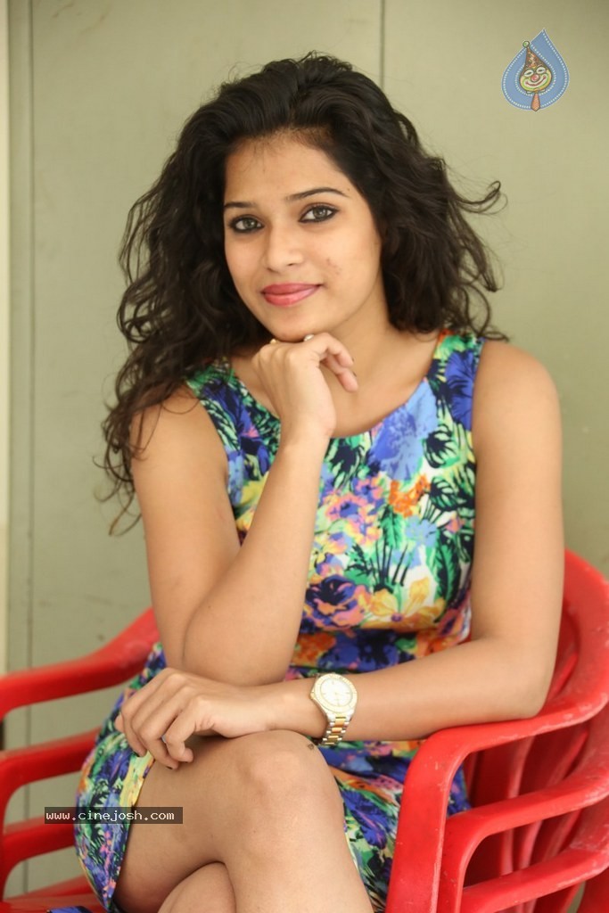 Bhargavi Latest Stills - 19 / 102 photos