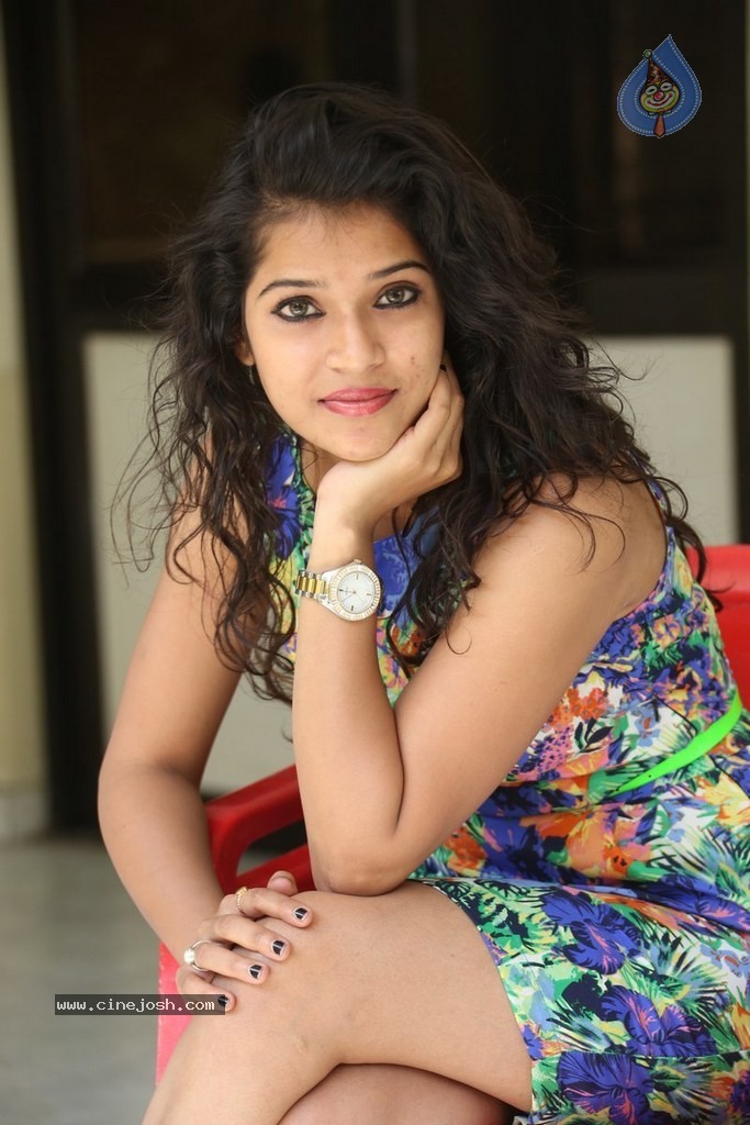 Bhargavi Latest Stills - 38 / 102 photos