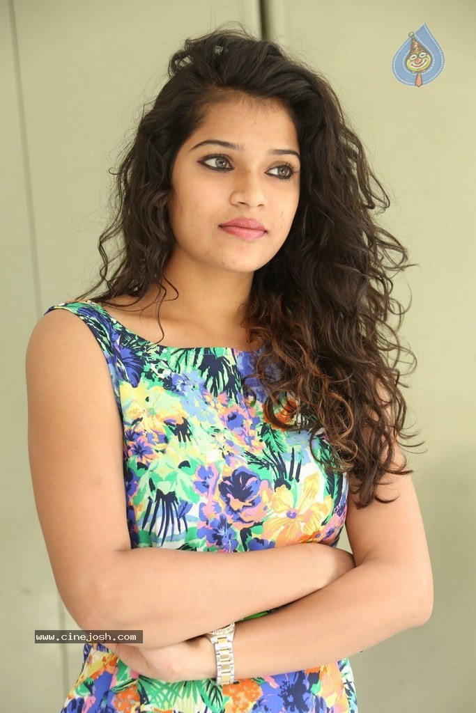 Bhargavi Latest Stills - 40 / 102 photos