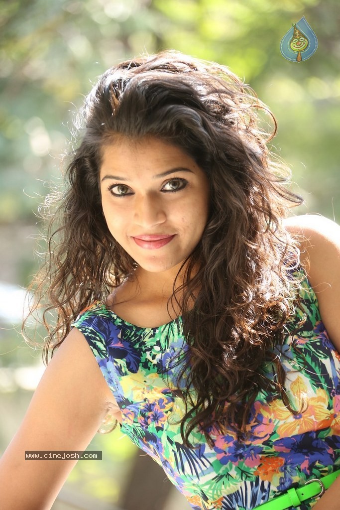 Bhargavi Latest Stills - 50 / 102 photos