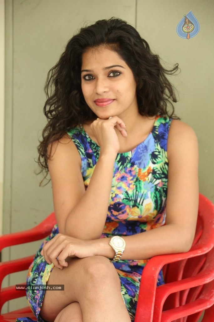 Bhargavi Latest Stills - 57 / 102 photos