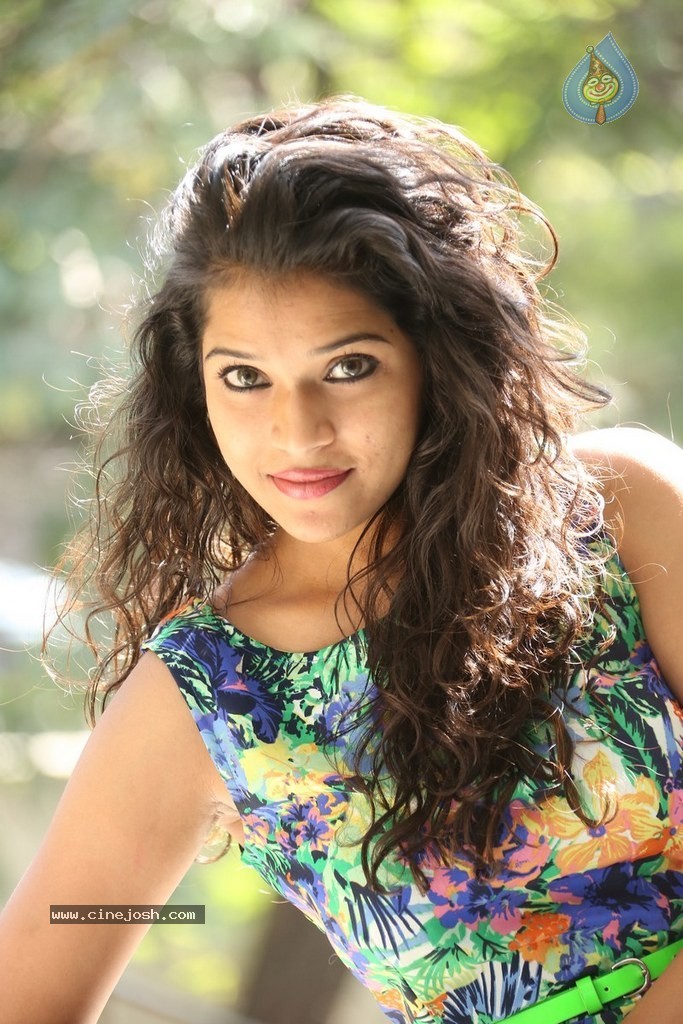 Bhargavi Latest Stills - 84 / 102 photos