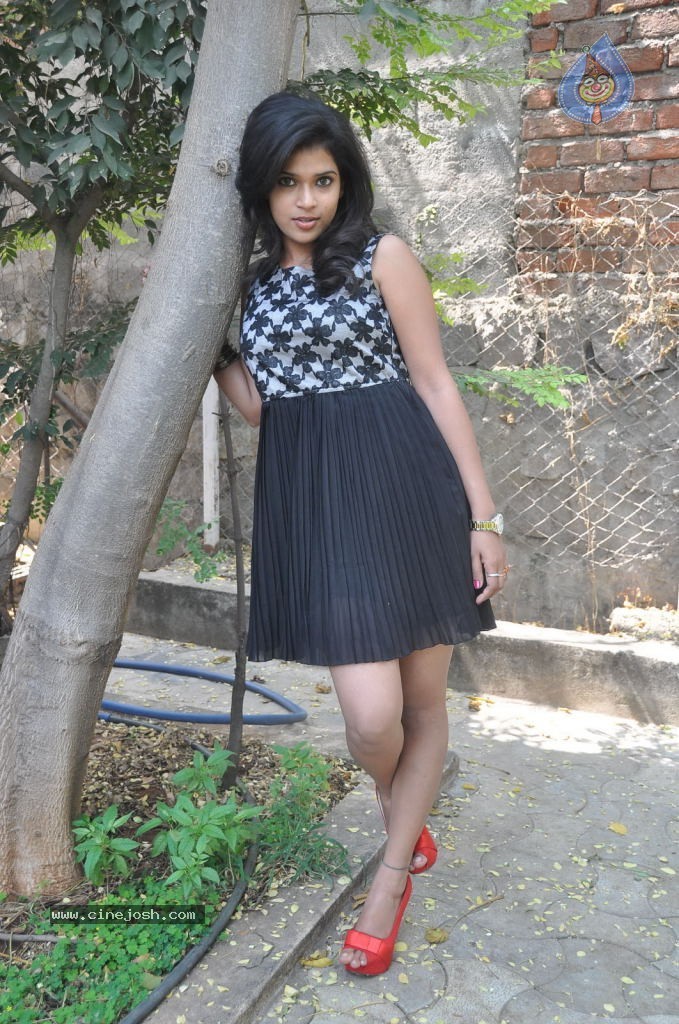 Bhargavi Latest Stills - 39 / 70 photos