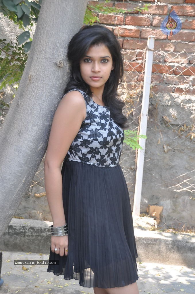 Bhargavi Latest Stills - 40 / 70 photos