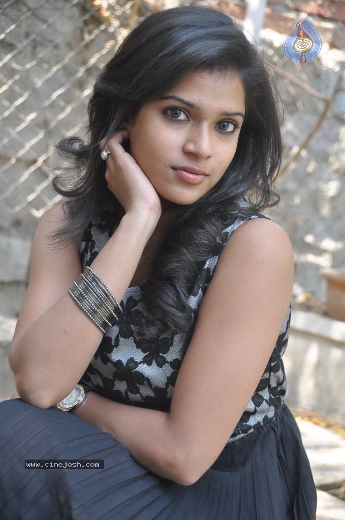 Bhargavi Latest Stills - 43 / 70 photos