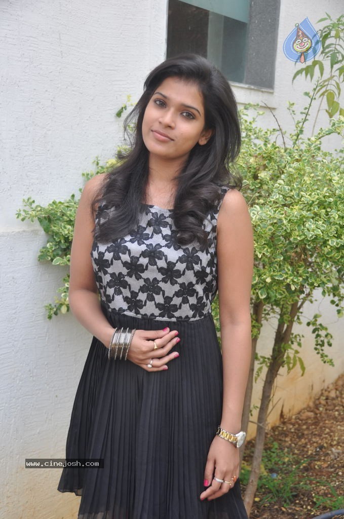 Bhargavi Latest Stills - 46 / 70 photos