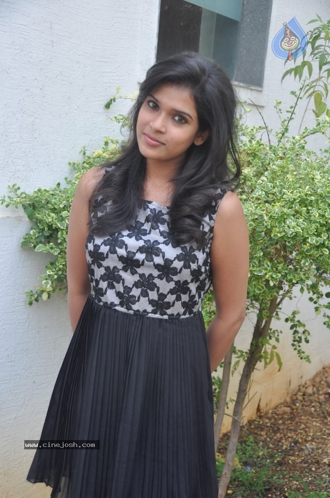 Bhargavi Latest Stills - 52 / 70 photos