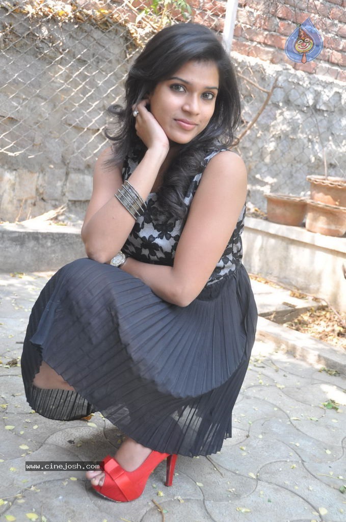 Bhargavi Latest Stills - 56 / 70 photos