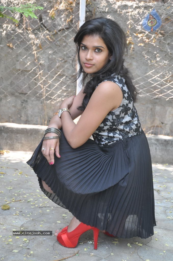 Bhargavi Latest Stills - 68 / 70 photos