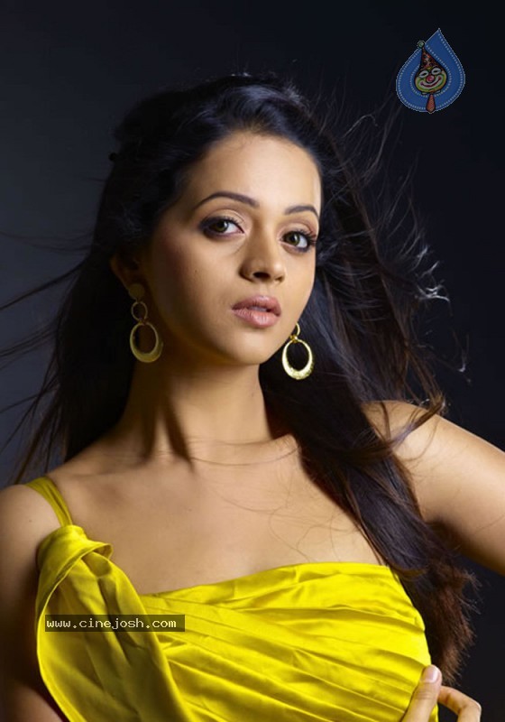 Bhavana Latest Gallery - 24 / 68 photos