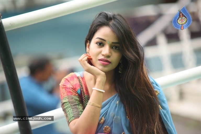 Bhavya Sri Images - 13 / 28 photos