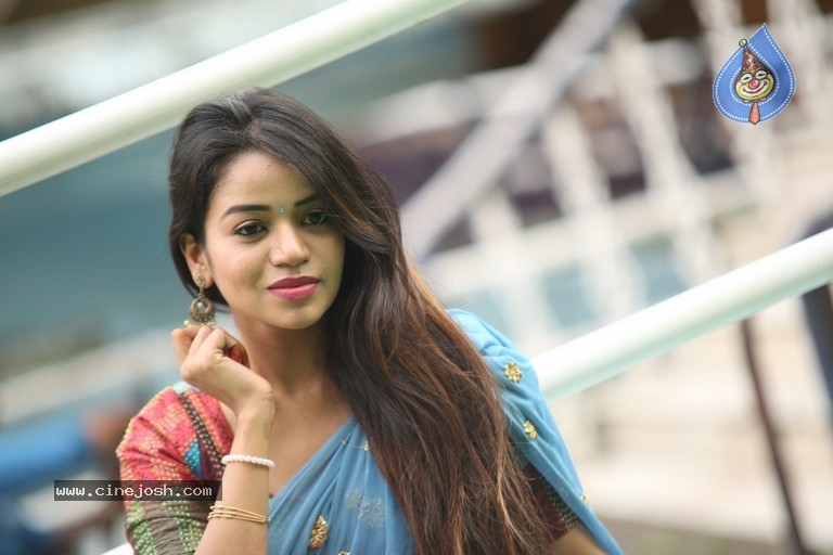 Bhavya Sri Images - 14 / 28 photos