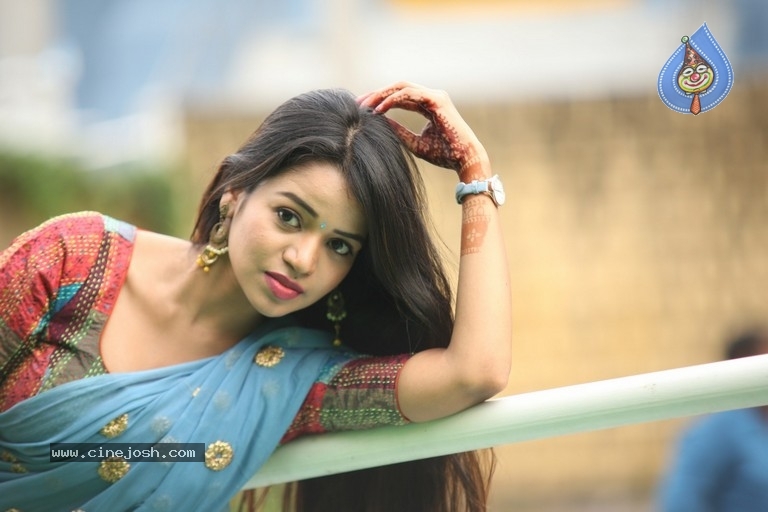 Bhavya Sri Images - 25 / 28 photos