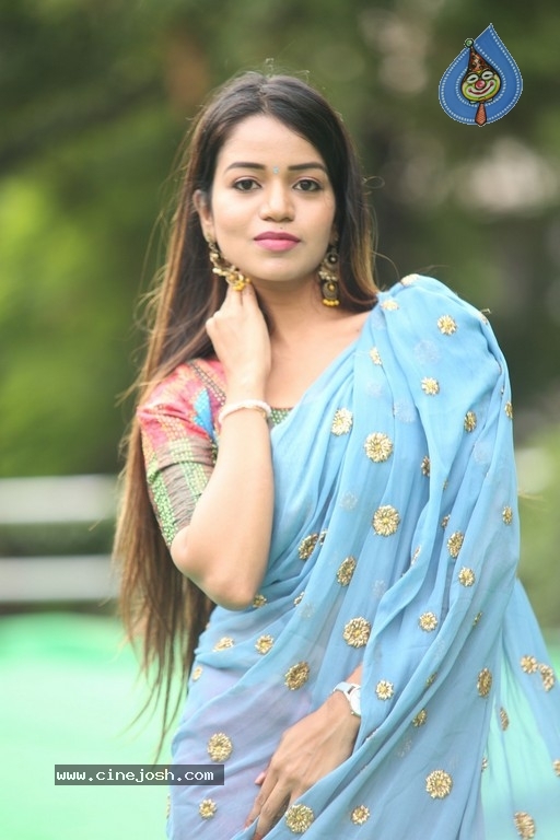 Bhavya Sri Images - 27 / 28 photos