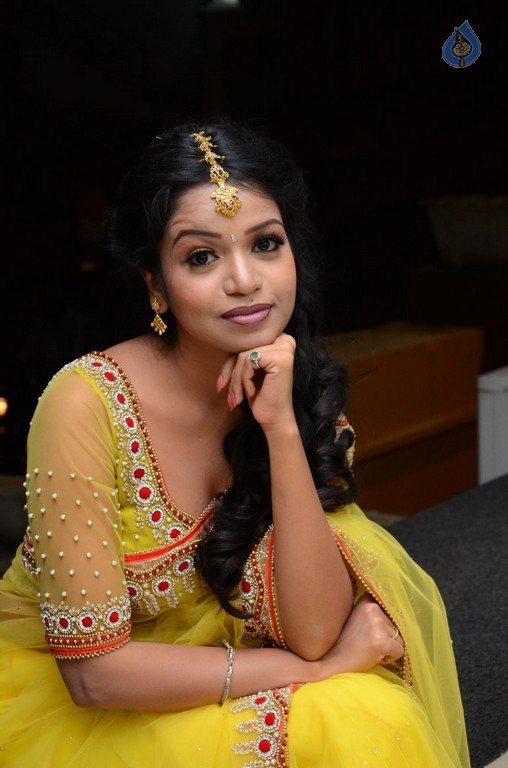 Bhavya Sri Photos - 15 / 39 photos