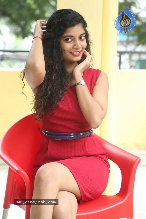 Bindu Actress Stills - 10 / 15 photos