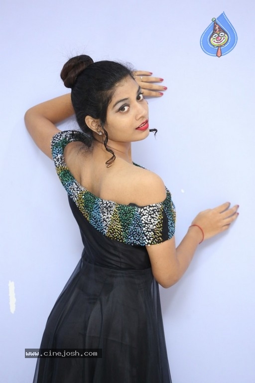 Bindu Barbie Photos - 11 / 29 photos