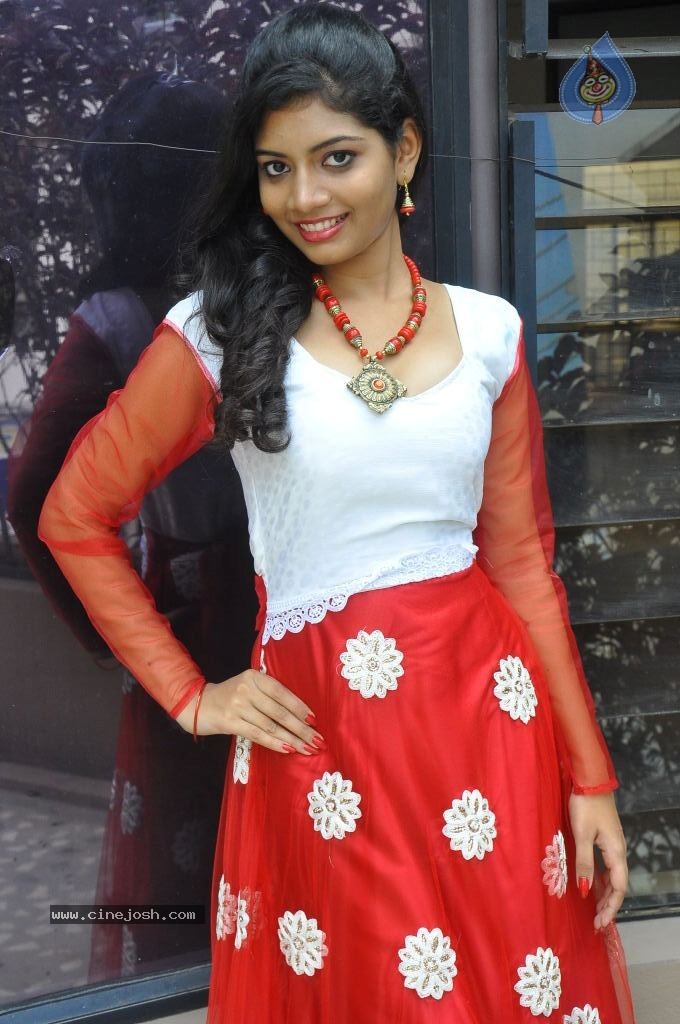 Bindu Stills - 18 / 46 photos