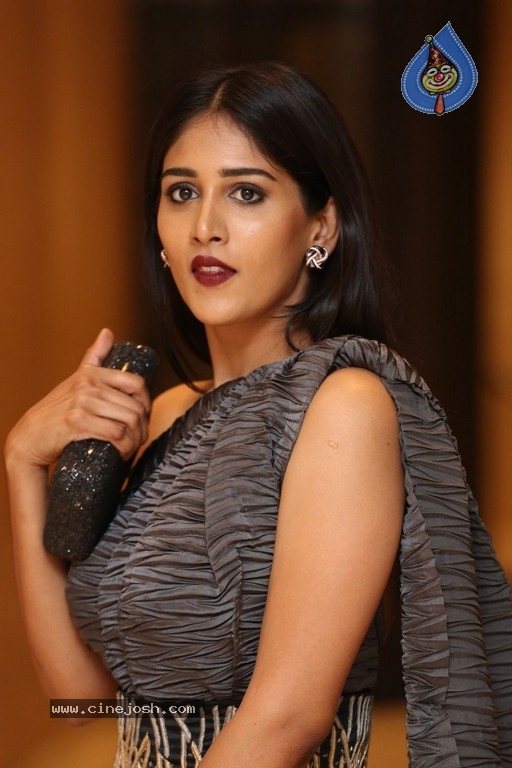 Chandini Chowdary Pics - 8 / 12 photos