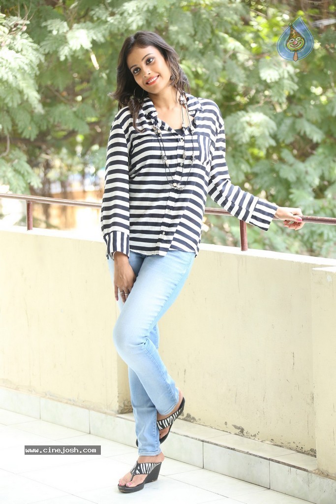 Chandini Latest Pics - 14 / 122 photos