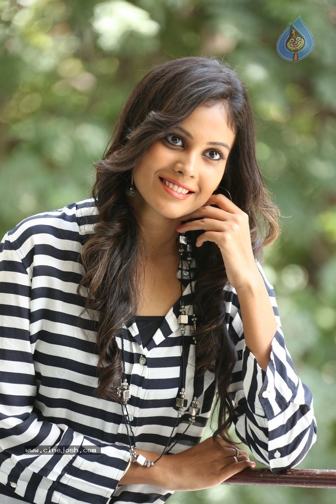 Chandini Latest Pics - 30 / 122 photos